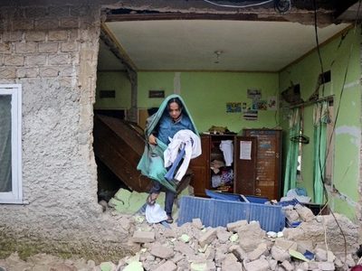 Indonesia eleva a 268 la cifra de muertos en el sismo