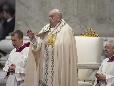 En mensaje de Año Nuevo, el Papa arremete contra el aborto y pide compromiso para proteger la vida