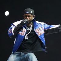 Drake critica actuación de Kendrick Lamar en el Super Bowl en nuevas acusaciones de difamación