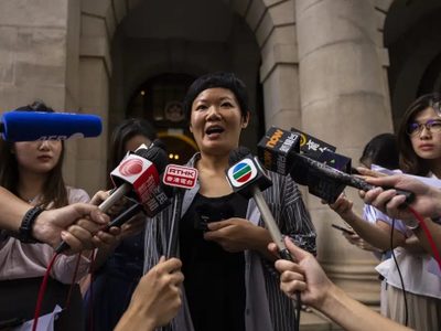 Periodista premiada en Hong Kong logra inusual victoria judicial de libertad de medios
