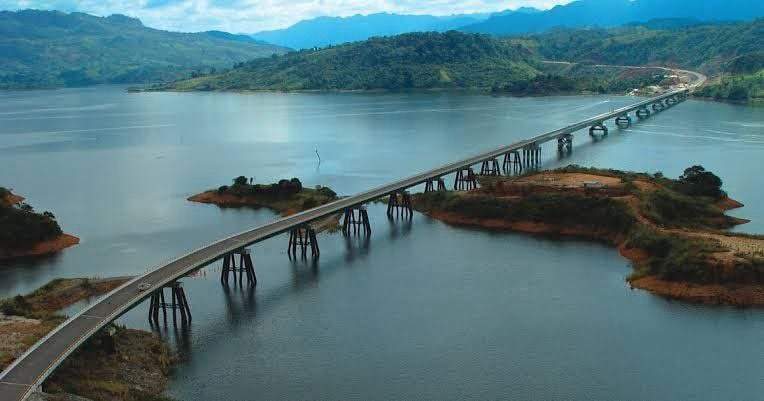 La autopista Ocozocoautla -Las Choapas donde ocurrió el asalto masivo