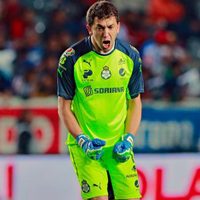 Santos demandará a Boca Juniors por caso de Agustín Marchesín