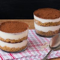 Tiramisú individual, sin azúcar ni harina: preparate esta versión rápida y baja en calorías para el antojo dulce