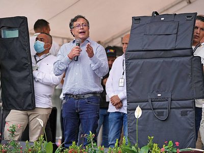 La mala gestión de Duque, alimento para la candidatura de Petro
