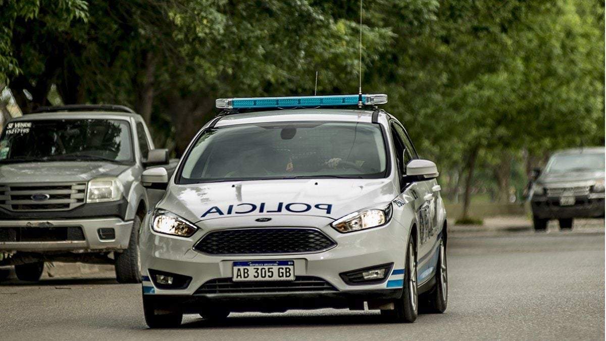 Policía de Cipolletti. Fuente: (Twitter)