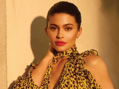 7,8 millones de likes: Kylie Jenner paralizó Instagram con la foto junto a Anastasia Karanikolaou