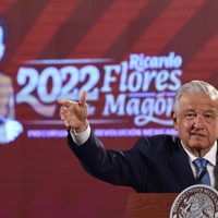 AMLO llama “metiche” a Ted Cruz y pide a estadunidenses no confiar en él; "auspicia la discordia"