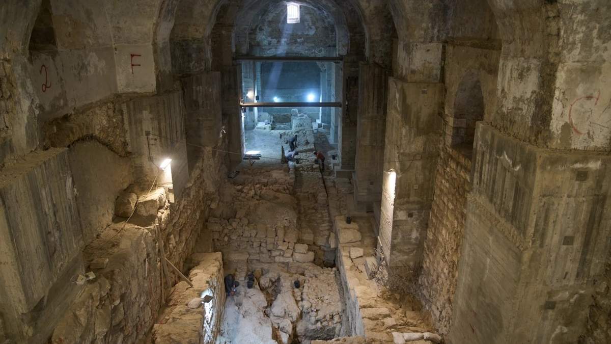Arqueólogos descubren una sección intacta del antiguo muro de Jerusalén de la época de Janucá