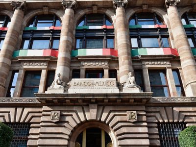 Banxico abre la puerta a más recortes a las tasas de interés