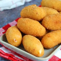 Croquetas de pollo rápidas, sanas, fáciles de hacer y con pocos ingredientes