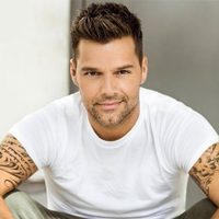 ¡Como en los viejos tiempos! Ricky Martin eleva la temperatura de sus fans con estas fotos