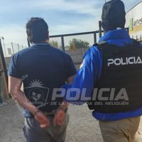 Centenario: en búsqueda de personas involucradas en un tiroteo entre bandas encontraron armas y drogas