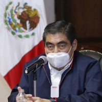 Barbosa denuncia que el gobierno federal no surte medicamentos ni vacunas