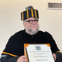 Guillermo del Toro recibe el Doctorado Honoris Causa de la UNAM (Video)