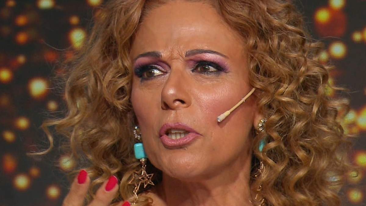La furia de Iliana Calabró al ser consultada por la detención de Fabián Rossi