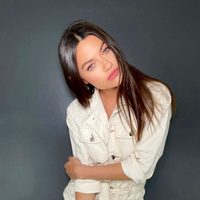 Así es Silvia, la carismática madre de Sofía Jujuy, que conserva su belleza intacta
