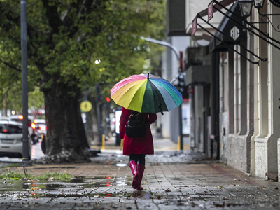 Las precauciones a tener en cuenta por alerta amarilla con fuertes vientos