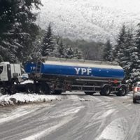 Por la nevada hubo más siniestros viales en Villa La Angostura