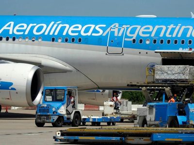 Partió el segundo vuelo a China para traer más dosis de la vacuna de Sinopharm