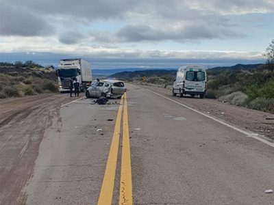 Tragedia en la Ruta 7: una mujer murió tras volcar en su auto
