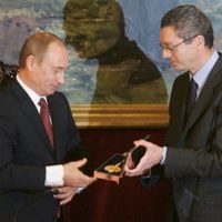 Madrid retirará la Llave de Oro otorgada a Vladimir Putin en 2006