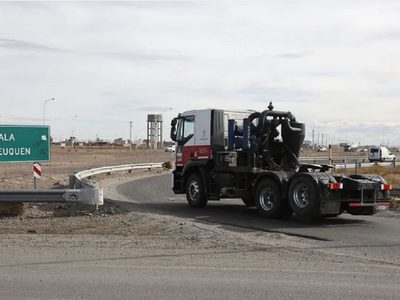 Figueroa firmó el decreto que convalida el traspaso de la ruta 22 a la órbita provincial