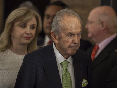 Baillères: El Estado lo creó, el Estado lo premia