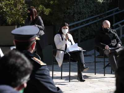 Los contagios en la Policía de Neuquén son más bajos que la media nacional, dijo Vanina Merlo
