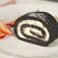 Postre tipo pionono de Oreo: tentate con esta receta muy fácil de hacer y toda una gloria para el paladar