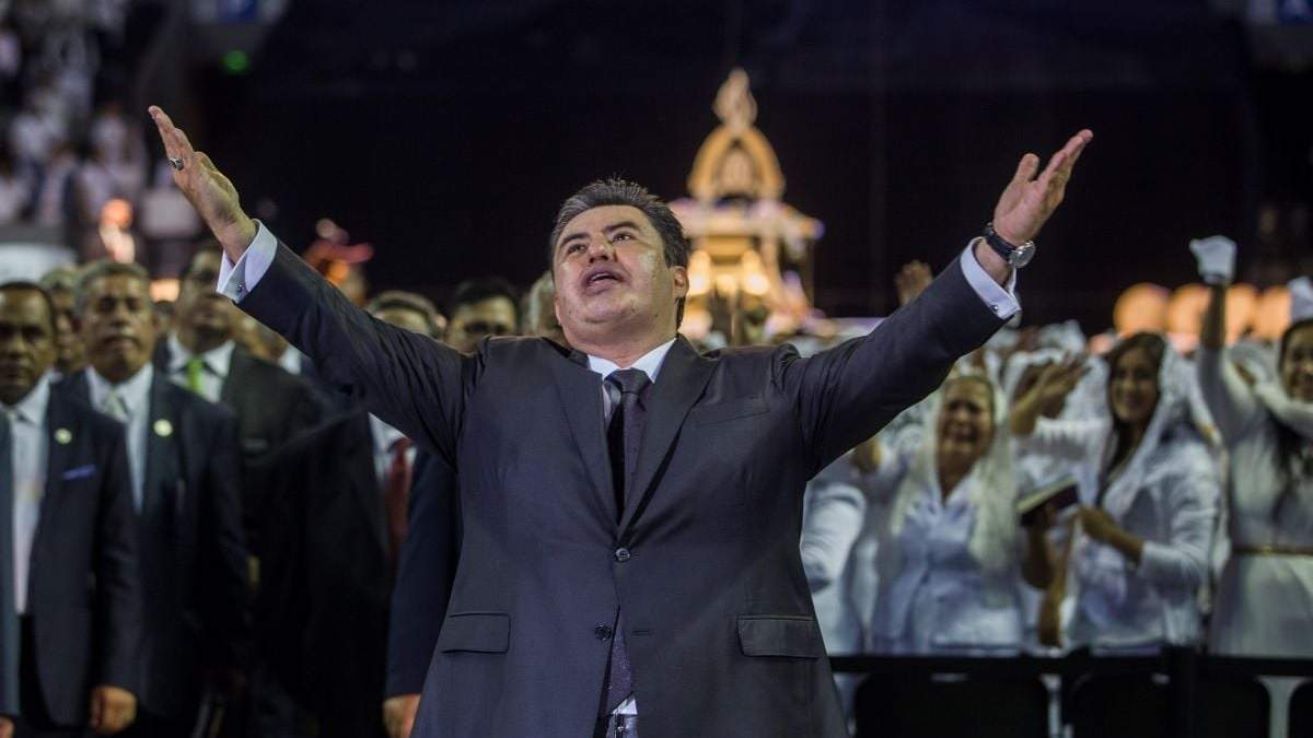 El líder de La Luz del Mundo sostuvo una reunión con cerca de 25 mil fieles en 2017