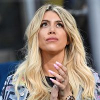 Es de otro planeta: Wanda Nara utilizó un vestido único y dejó sin aliento a todos