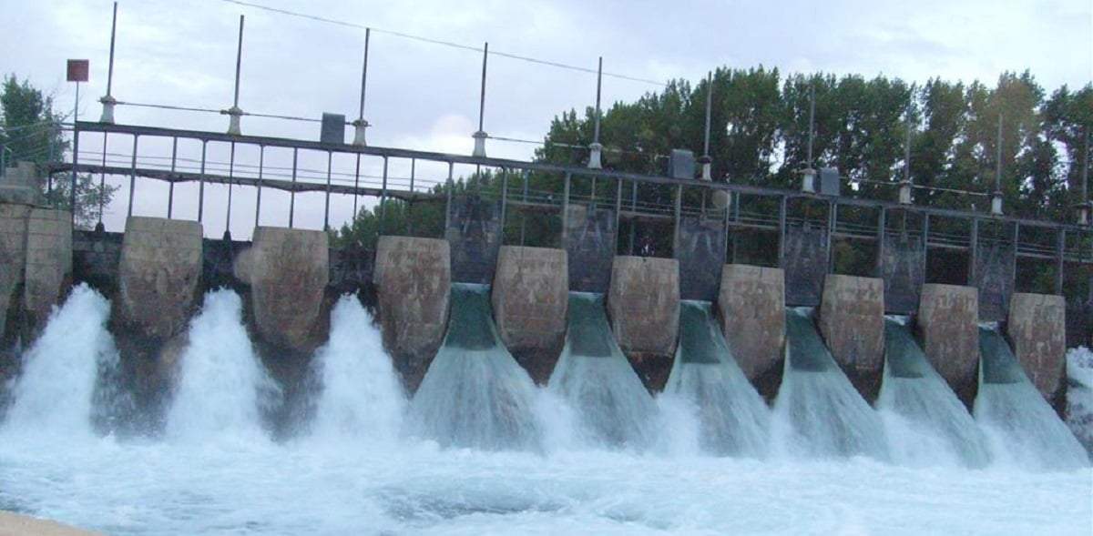 El cuerpo de la menor fue hallado en el canal principal de riego. Fuente: (Facebook).