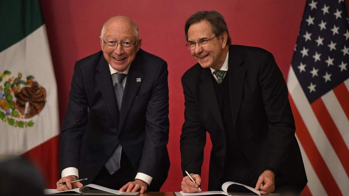Firma de los memorondos