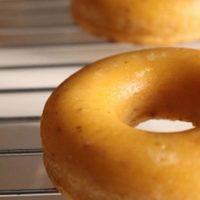 Donas azucaradas y tan blanditas como manteca: poné la pava y acompañalas con unos buenos mates