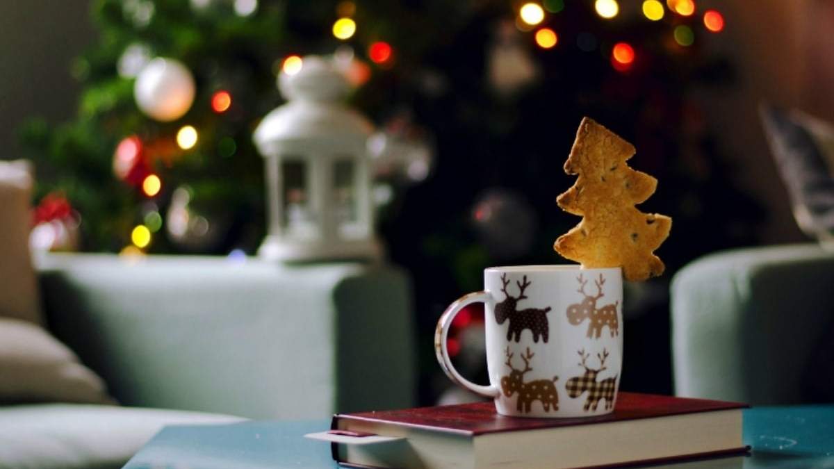 En Islandia celebran Navidad leyendo. Fuente: (Instagram)