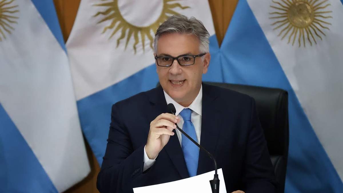 Se tensa la relación entre Milei y Martín Llaryora. Fuente: (Twitter)
