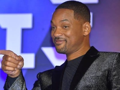 ¡El futuro ha llegado! Will Smith se prepara para lanzar su propio programa de TV. ¡Mirá cómo es!