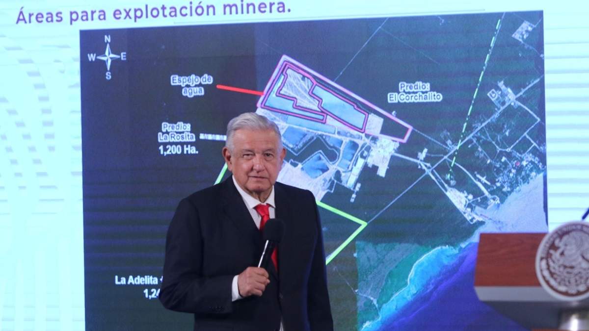 El presidente Andrés Manuel López Obrador en la mañanera