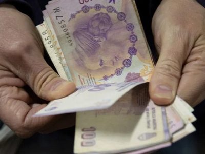 Salario mínimo: cuál es la propuesta de los gremios