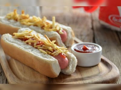Nunca más vas a comer el comprado: la receta de pan de panchos, ideal para el bajón de domingo