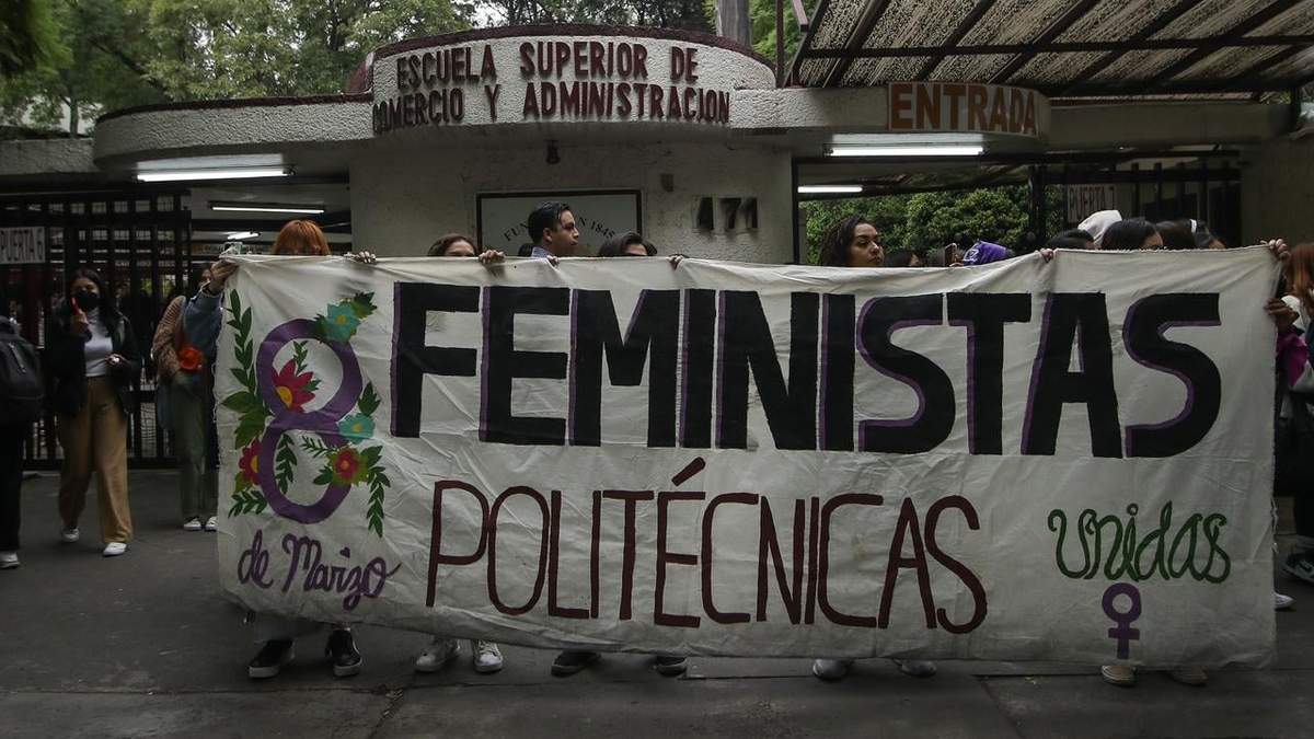 Protesta contra agresiones digitales en el IPN