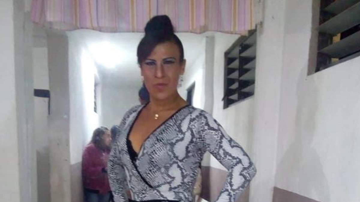 Aline Sánchez, una mujer transexual de 41 años, junto a su mascota, un perro, fueron asesinados