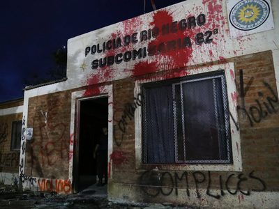 Tensión en Las Perlas: luego de la marcha hubo destrozos en la subcomisaría