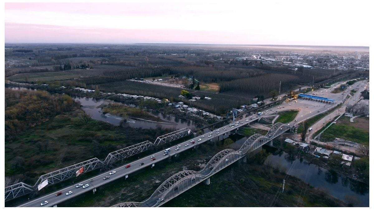 Puentes carreteros. Fuente: (Twitter)