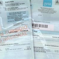 ¿Quiénes son los usuarios que tienen permiso para no abonar los servicios?