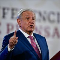 México se mantiene cauto ante el retiro de Biden de la contienda presidencial