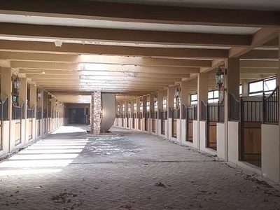 Resguardan inmuebles asegurados al exgobernador nayarita Roberto Sandoval