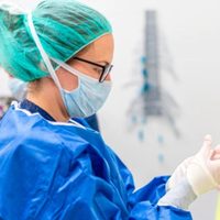 Anmat aprobó los ensayos clínicos de un medicamento contra el coronavirus