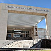 Mientras comienza a discutirse el presentismo de diputados, la Legislatura de Neuquén sancionó casi 30 leyes en medio año