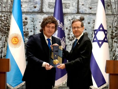 Javier Milei recibió la “Medalla Presidencial de Honor” en Israel